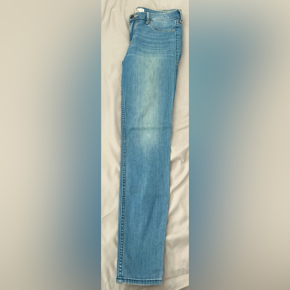 Hollister skinny jeans